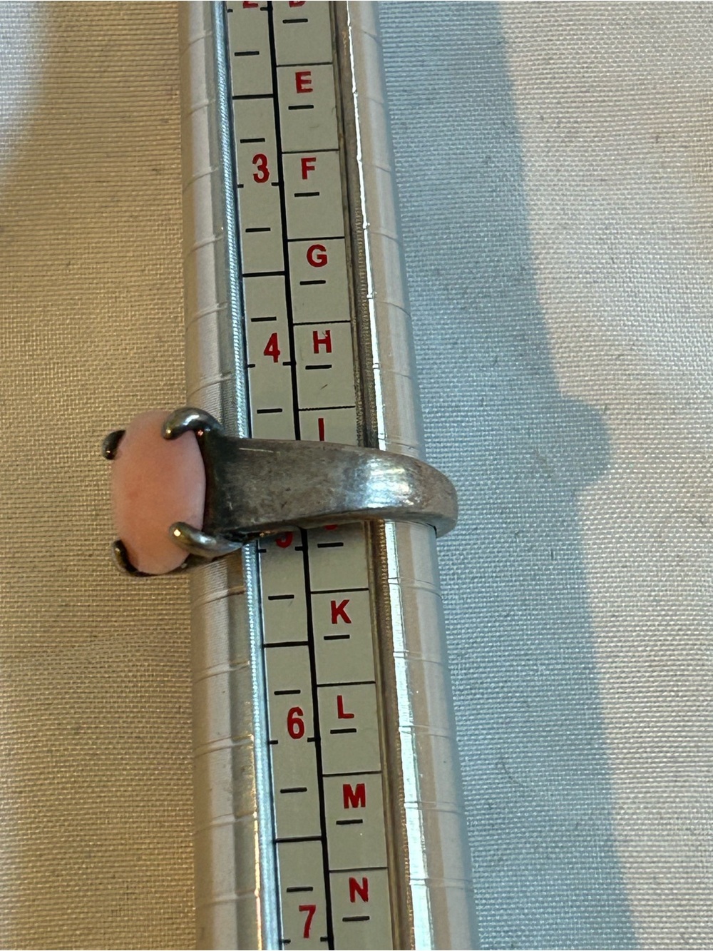 Pink Stone and Silver Oval Ring - Picture 5 of 5
